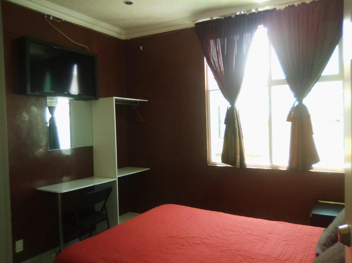 Zitácuaro Hotel El Arco מראה חיצוני תמונה